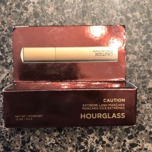 Hourglass caution extreme mascara, trial size